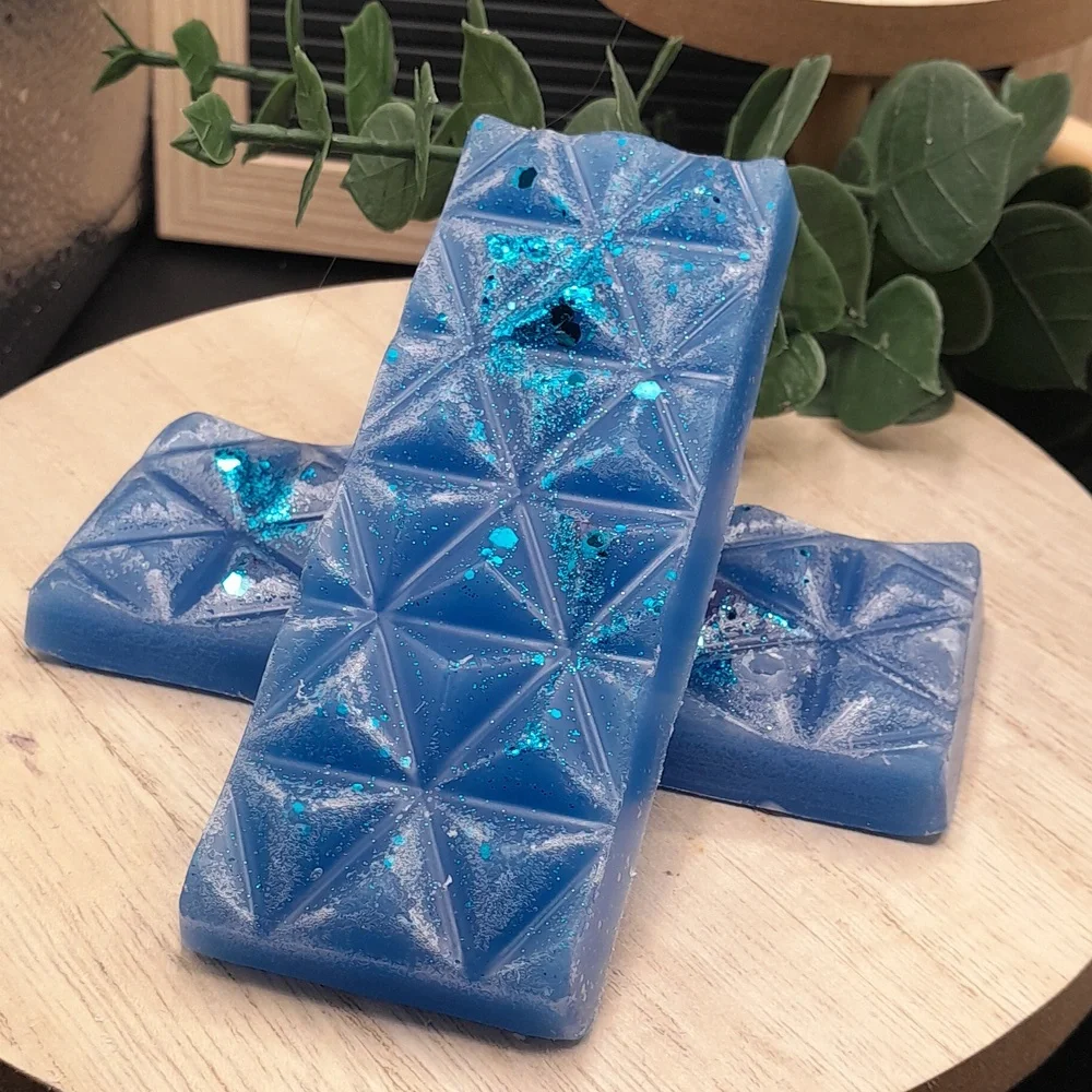 Ocean Handmade Blue Wax Melt Bars With Glitter, Pack Of 2 - Picture 2 of 4